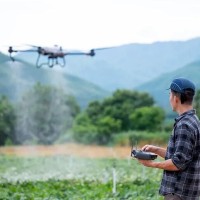 植保无人机维护保养，电池检测、飞控校准，保障飞行安全